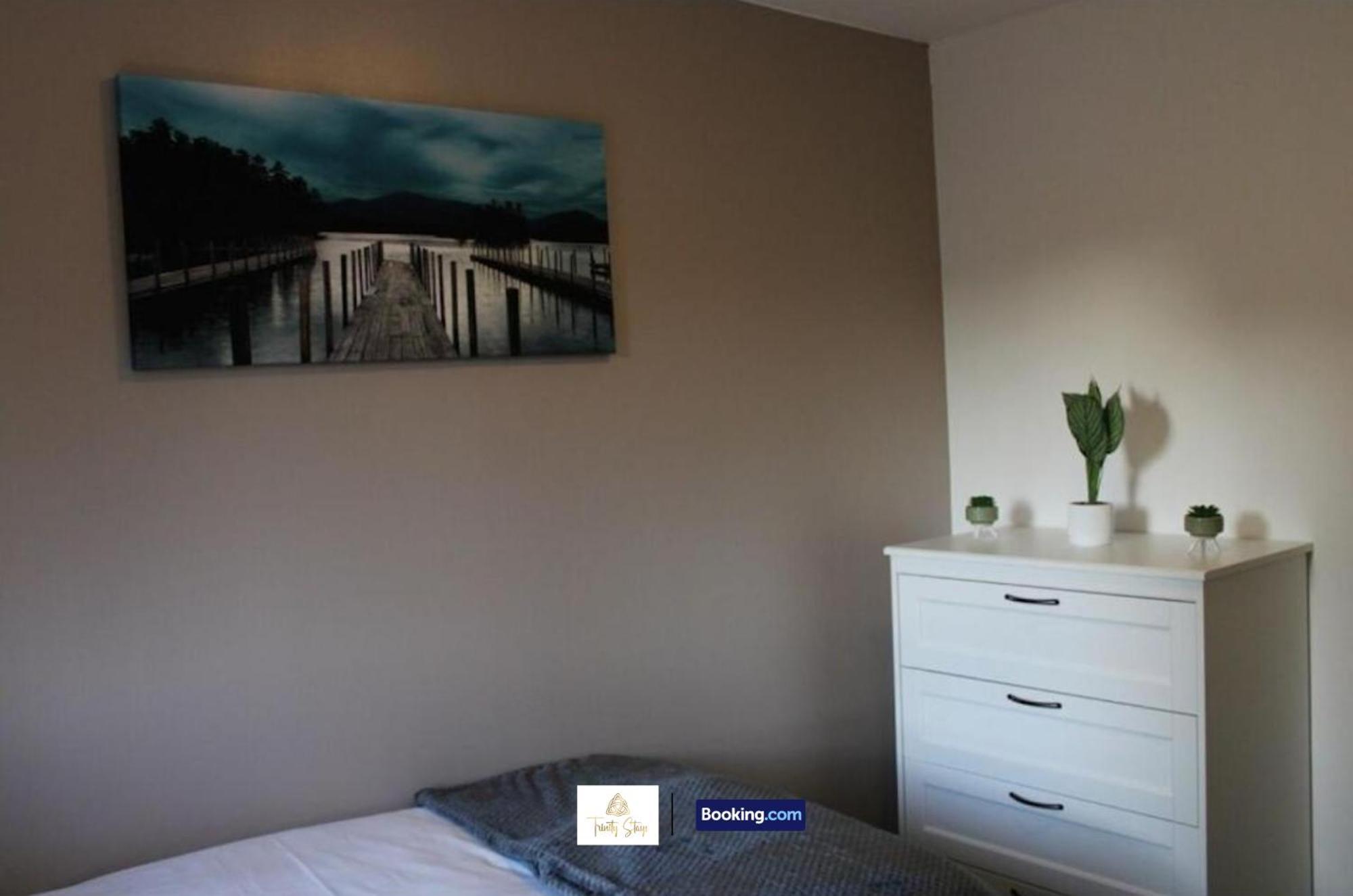 4 Bedroom House With Parking Near City Centre By Trinity Stays Short Lets & Serviced Accommodation Cambridge Exterior photo